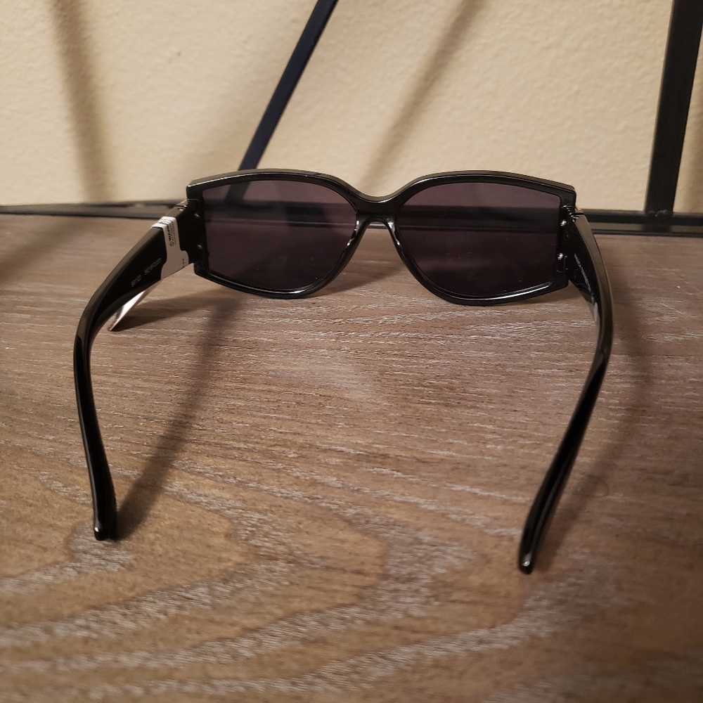 French Connection Black Rectangular Sunglasses - image 3